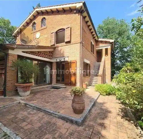 Villa in vendita a Cetona