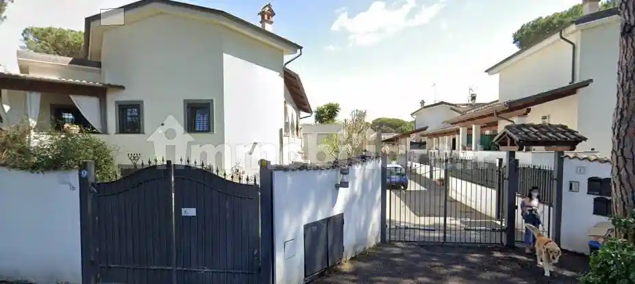 Villetta a schiera in vendita a Roma