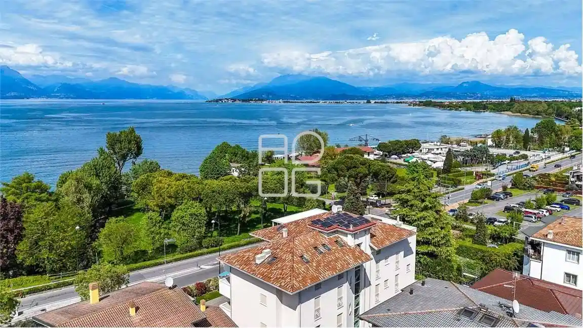 Attico - Mansarda in vendita a Desenzano del Garda