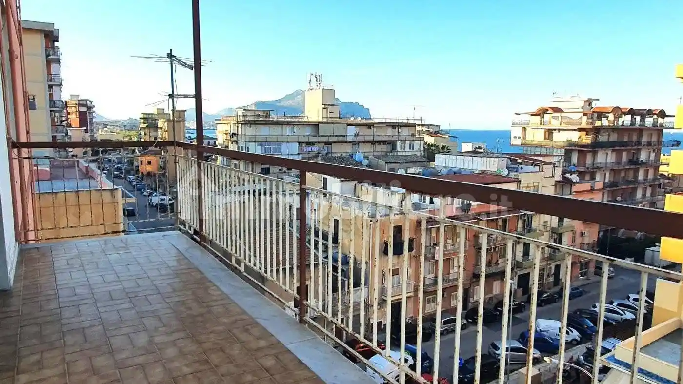 Appartamento in vendita a Palermo