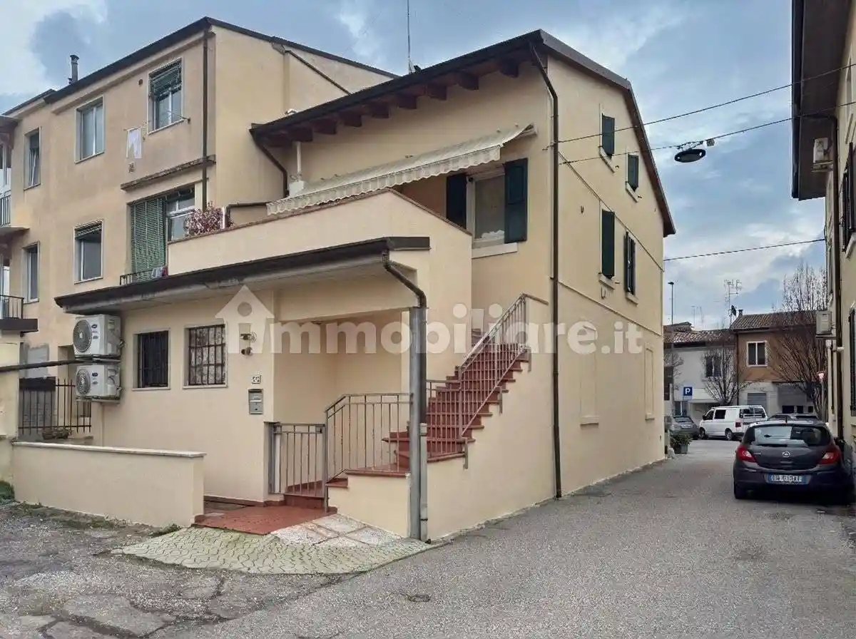 Appartamento in vendita a Verona