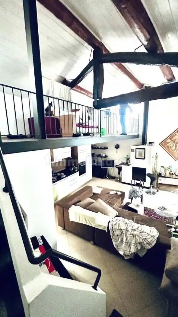 Appartamento in vendita a Valsolda