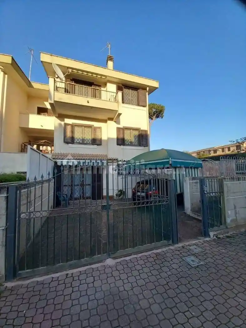 Villa in vendita a Anzio