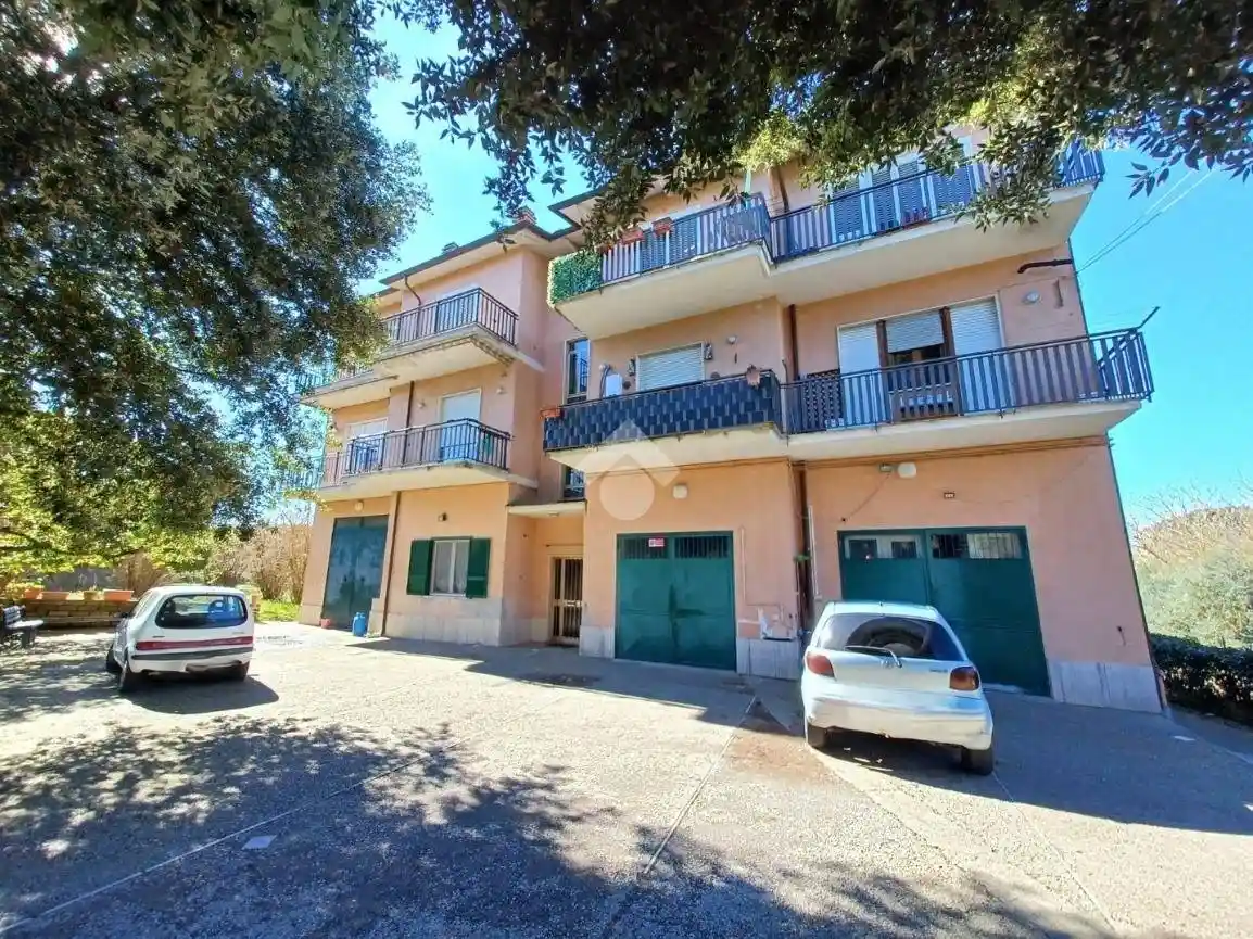 Appartamento in vendita a Faleria