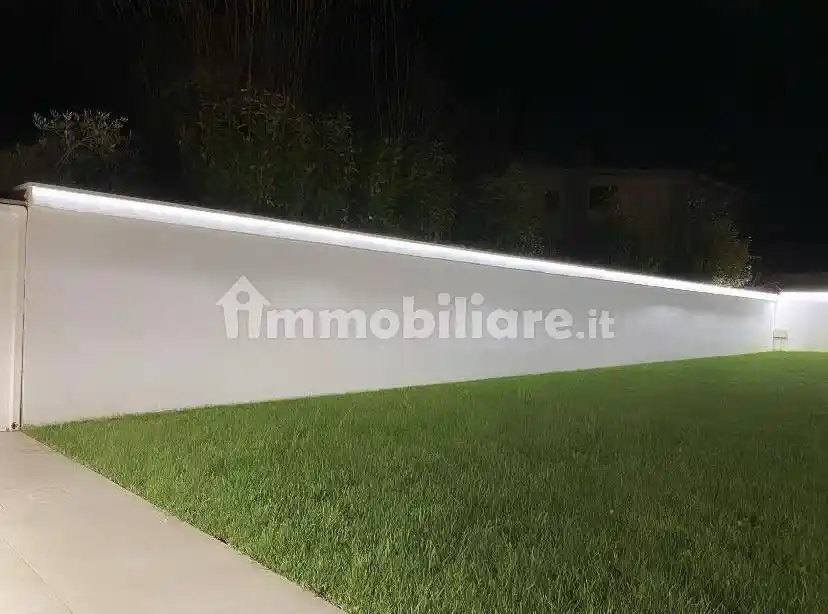 Villetta a schiera in vendita a Anguillara Sabazia