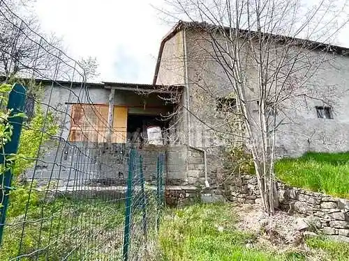 Rustico - Casale in vendita a Fanano