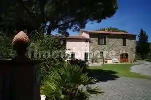 Rustico - Casale in vendita a Scarlino