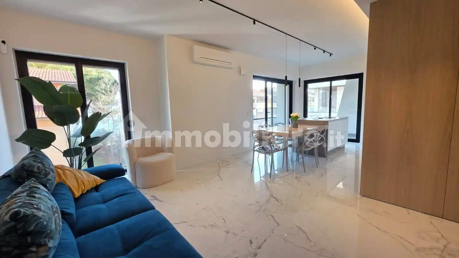 Appartamento in vendita a Pineto