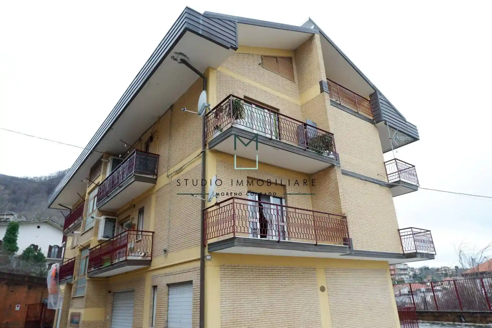 Palazzo - Edificio in vendita a Pietrastornina