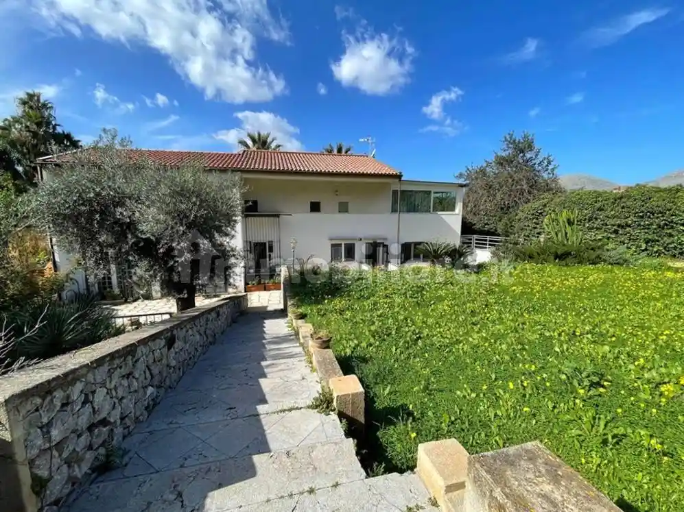 Villa in vendita a Palermo