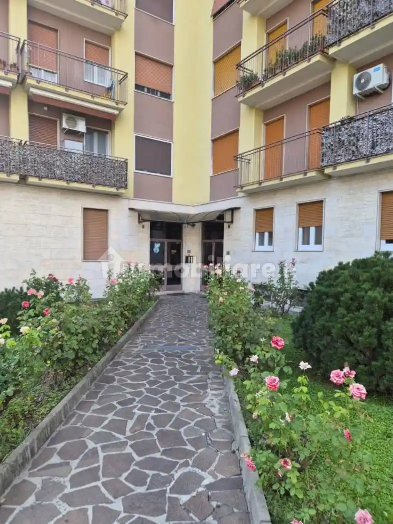 Appartamento in vendita a Cologno Monzese