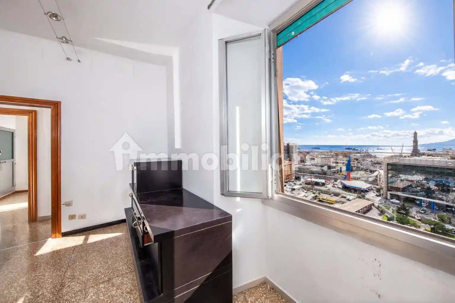 Appartamento in vendita a Genova