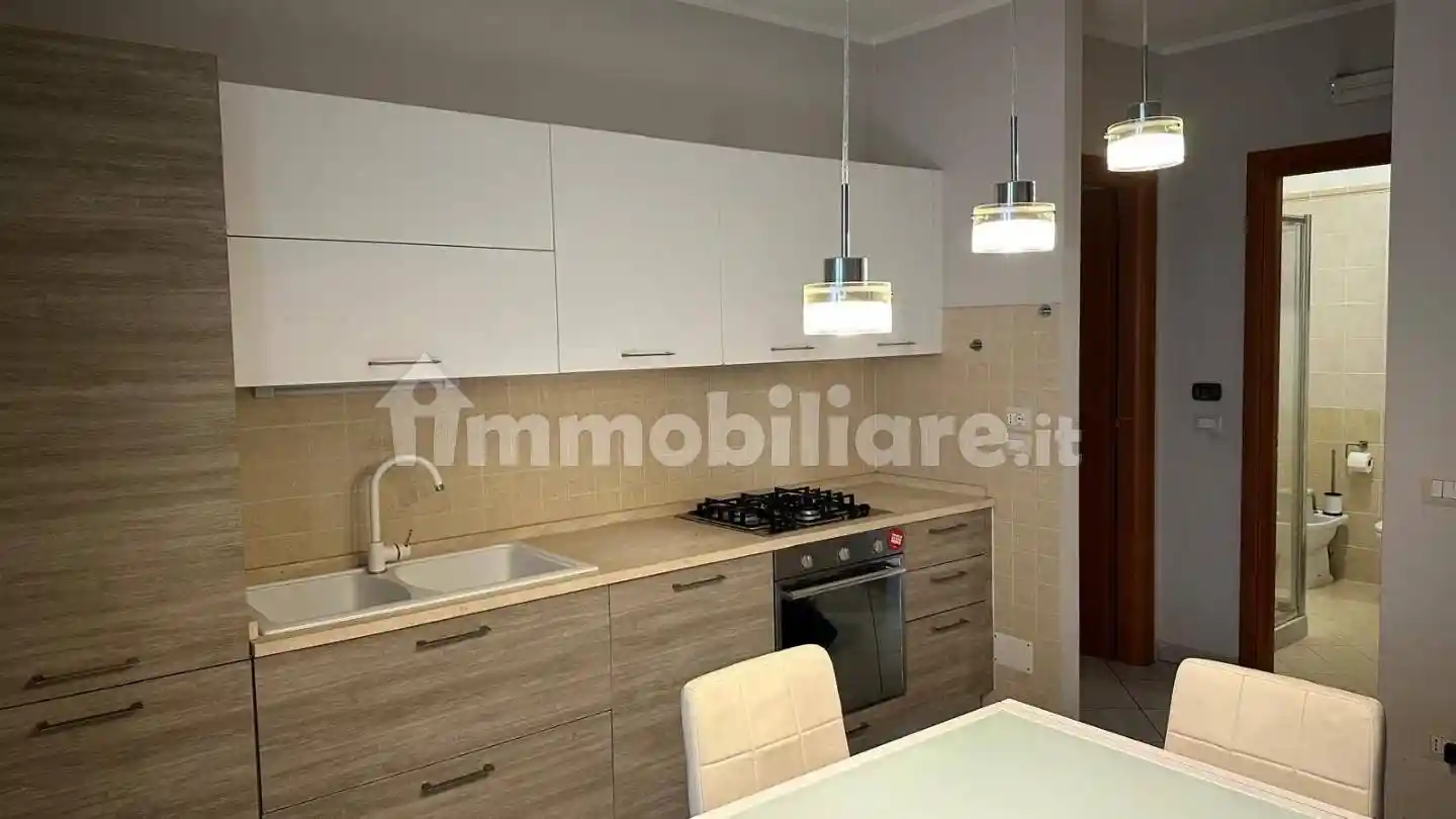 Appartamento in affitto a Capraia e Limite