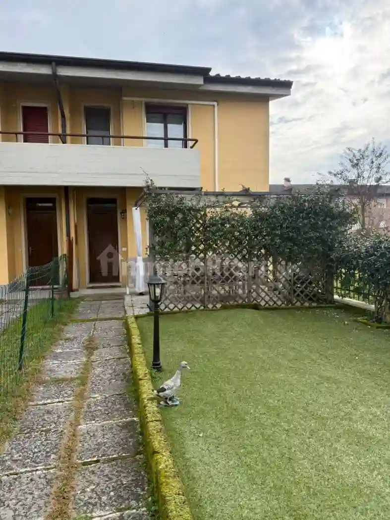 Villetta a schiera - foto 2