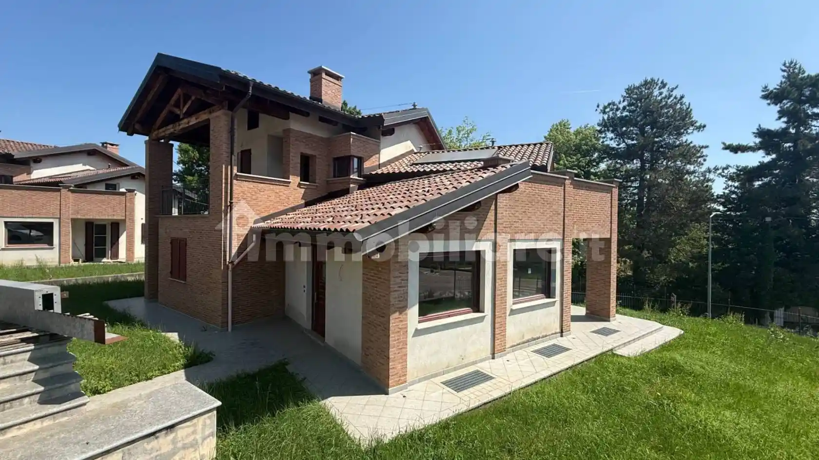 Villa in vendita a Villanova Mondovì