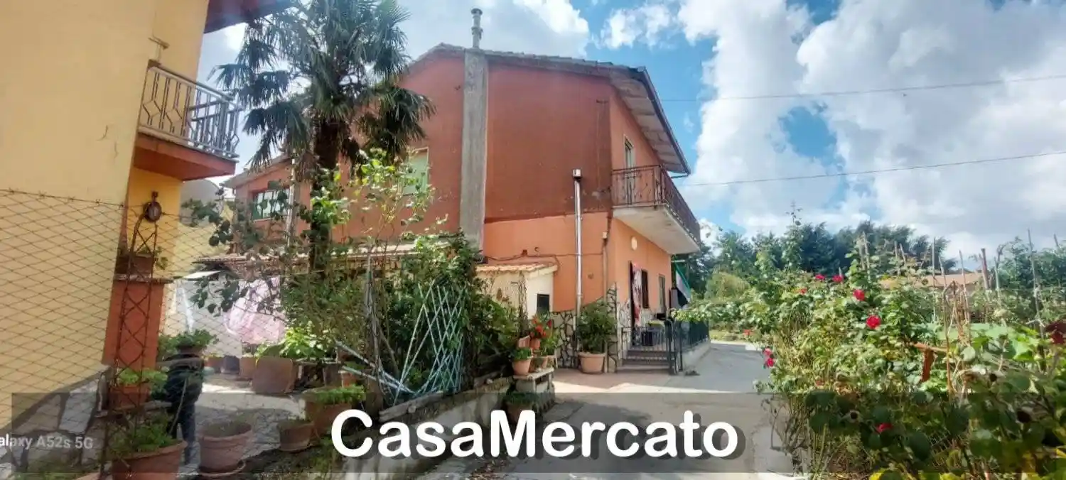 Appartamento in vendita a Rocca di Papa