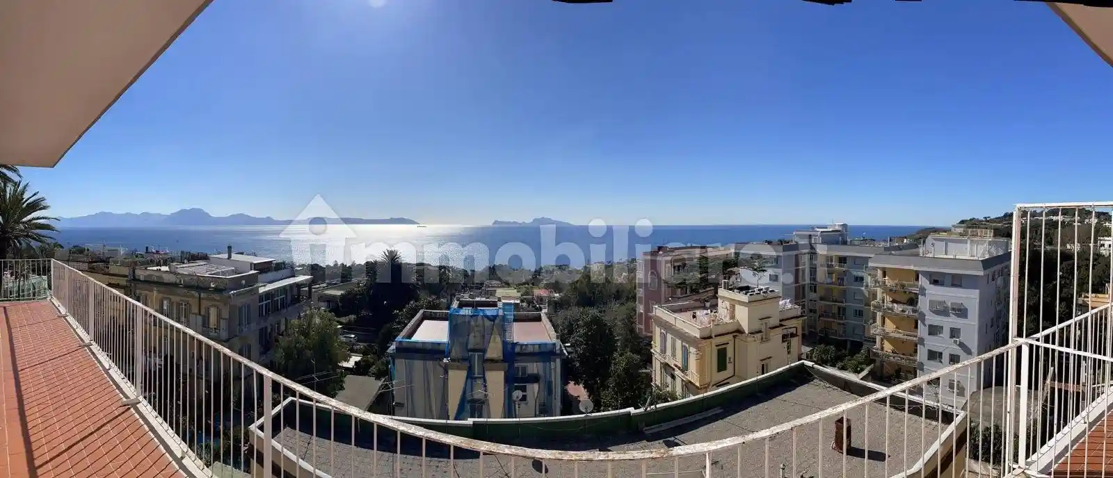 Appartamento in vendita a Napoli