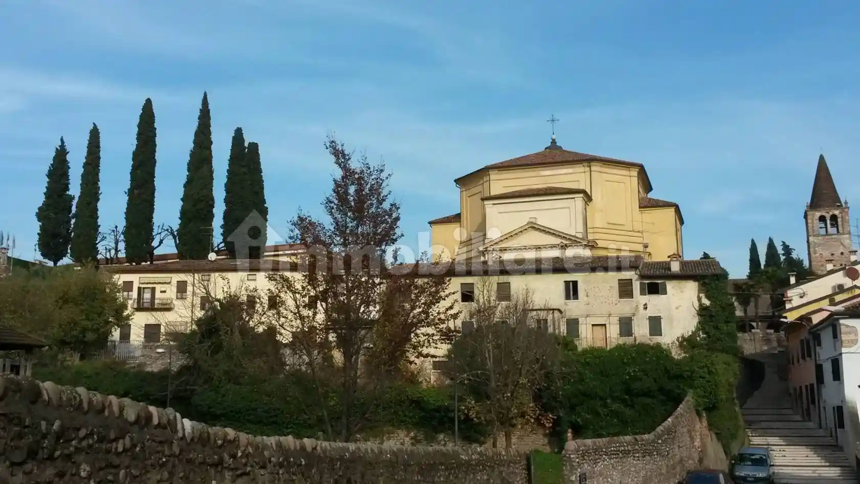 Casa indipendente in affitto a Castelnuovo del Garda