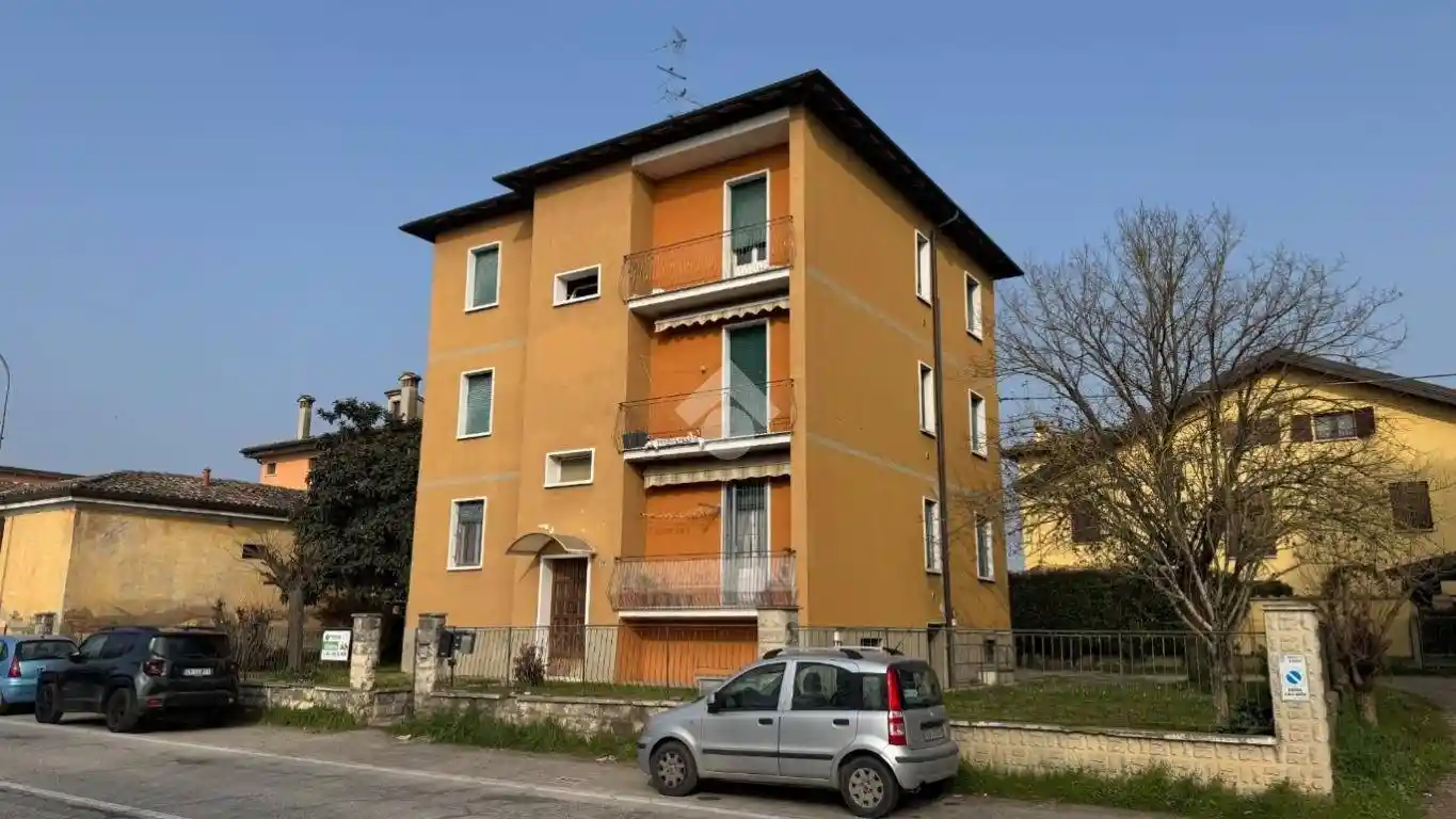 Palazzo - Edificio in vendita a Minerbio