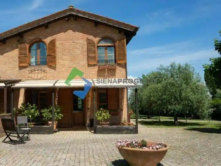 Villa in vendita a Siena