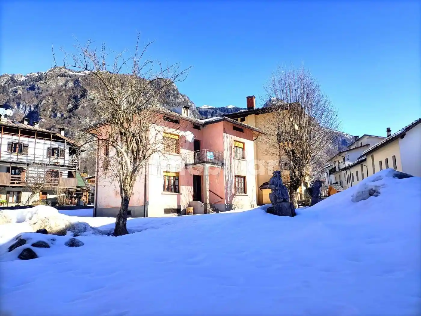 Villa in vendita a Forni di Sotto