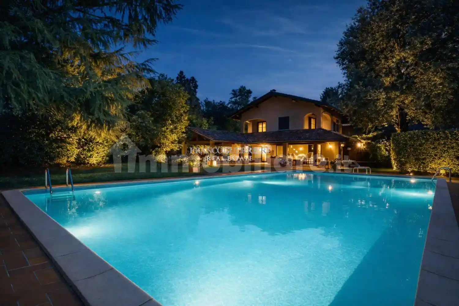 Villa in vendita a Arcore