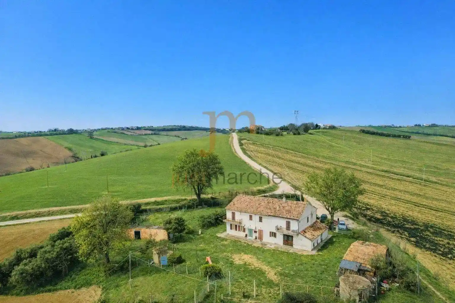 Rustico - Casale in vendita a San Costanzo