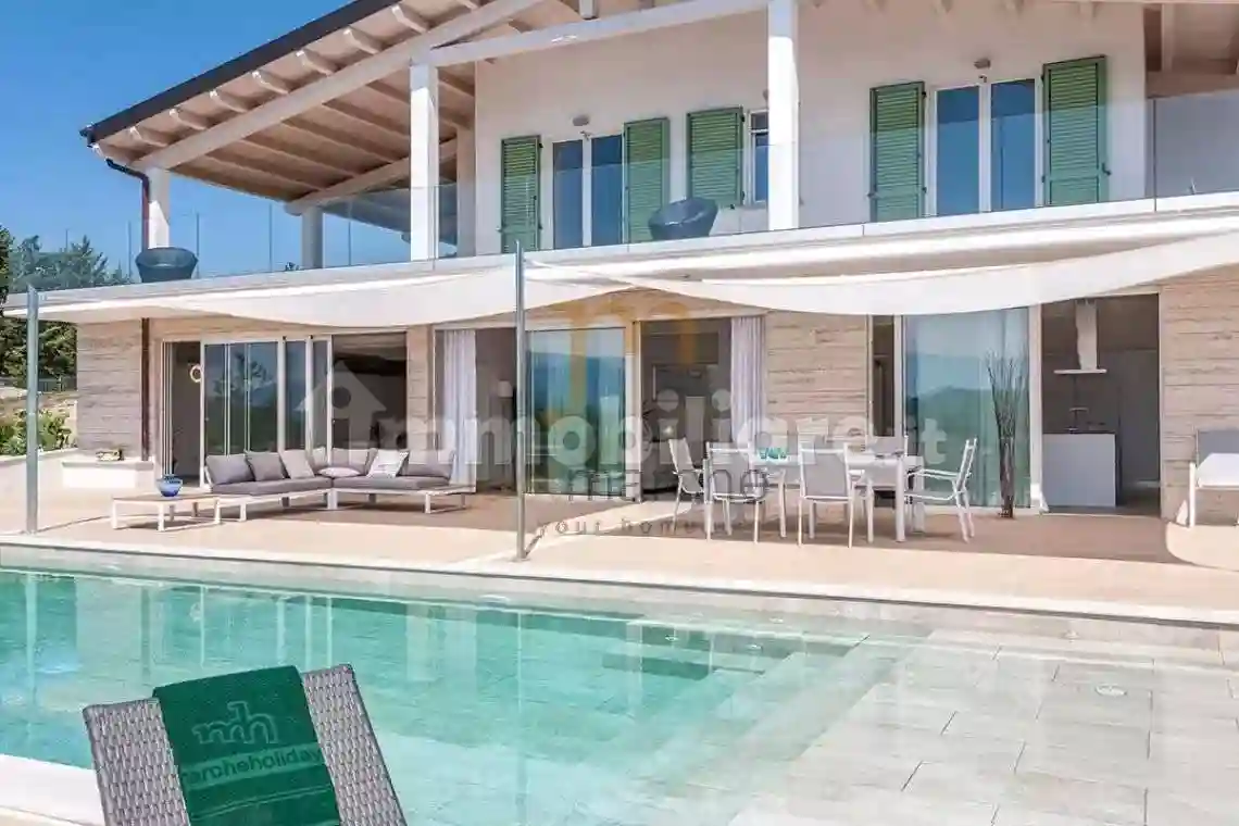 Villa - foto 2