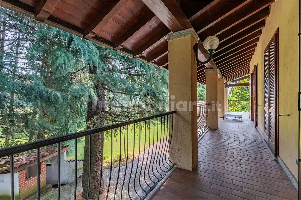 Villa in vendita a Vergiate