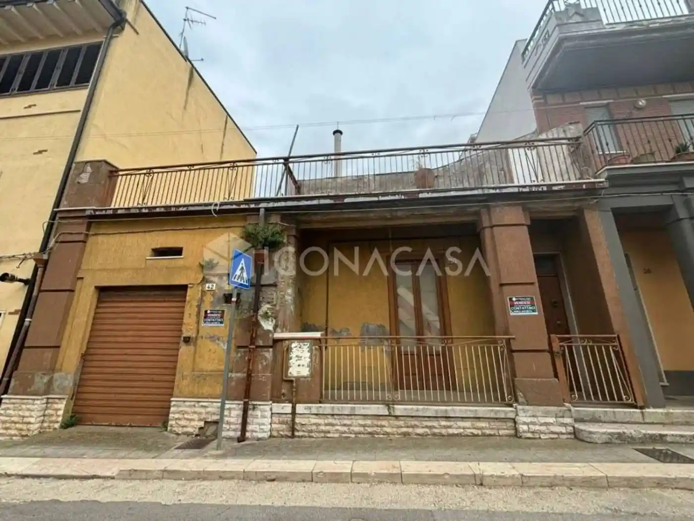 Palazzo - Edificio in vendita a San Paolo di Civitate