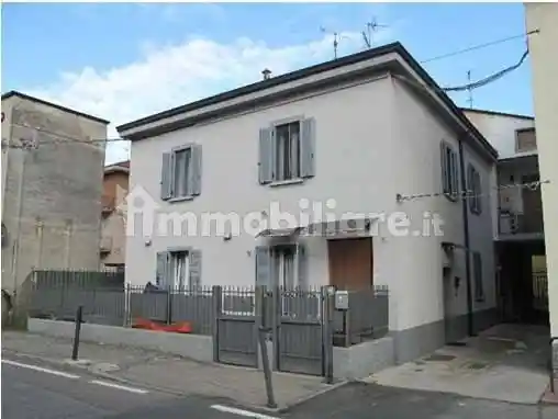 Appartamento in vendita a Limbiate