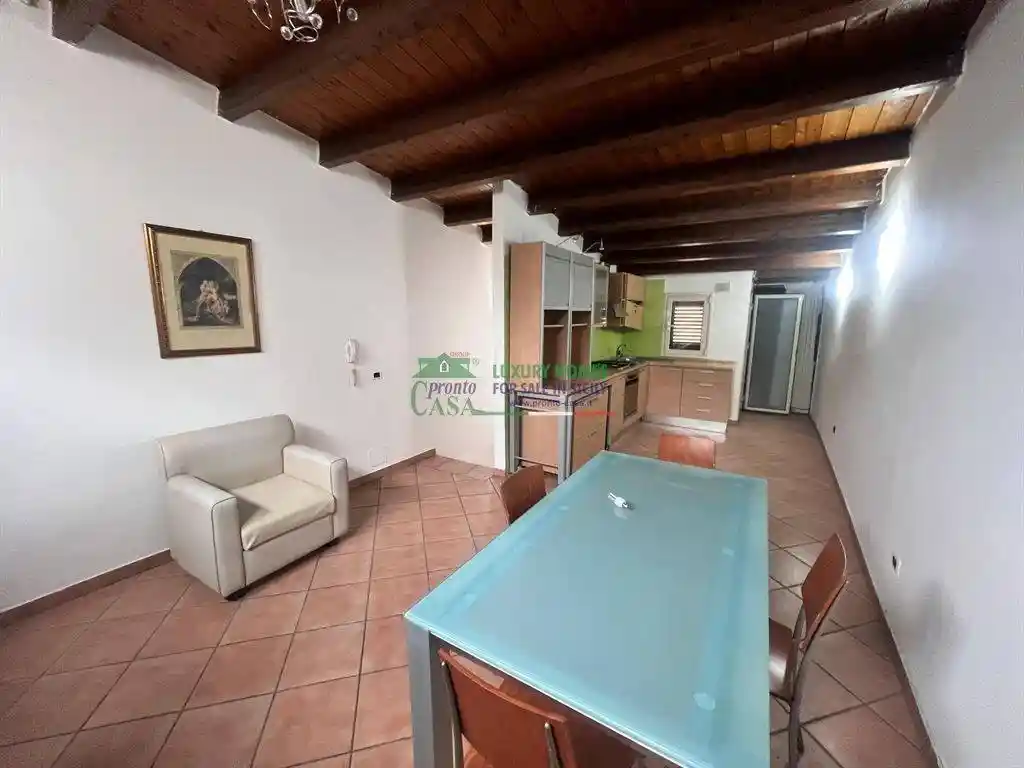 Casa indipendente in affitto a Comiso