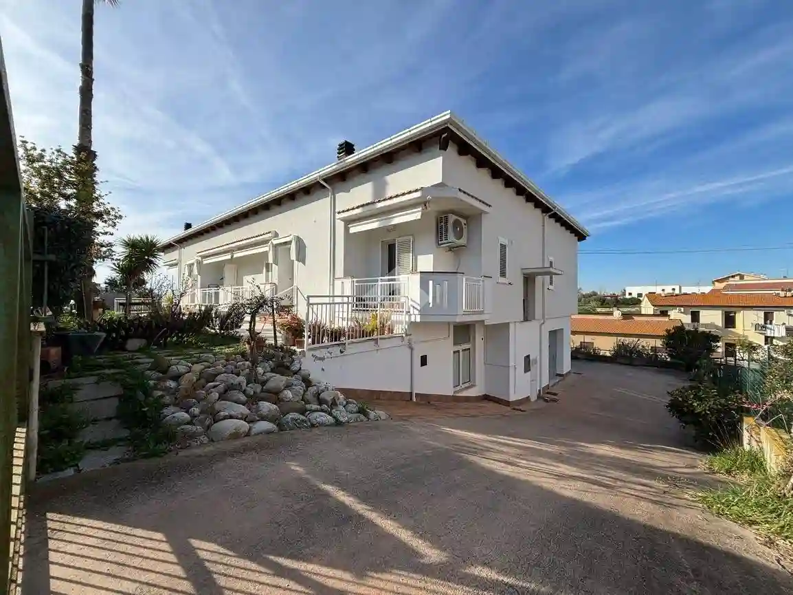 Villetta a schiera - foto 2