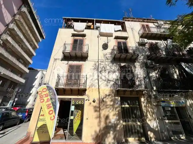 Appartamento in vendita a Palermo