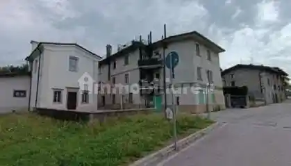 Appartamento in vendita a Almenno San Bartolomeo