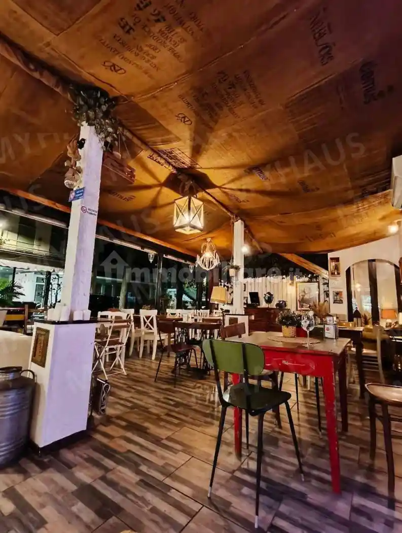 Palazzo - Edificio in vendita a Cesenatico