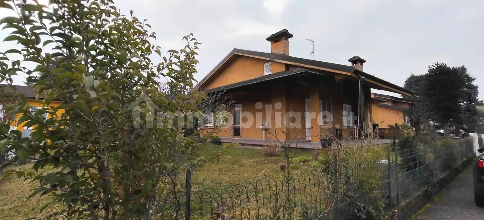 Villa in vendita a Carate Brianza