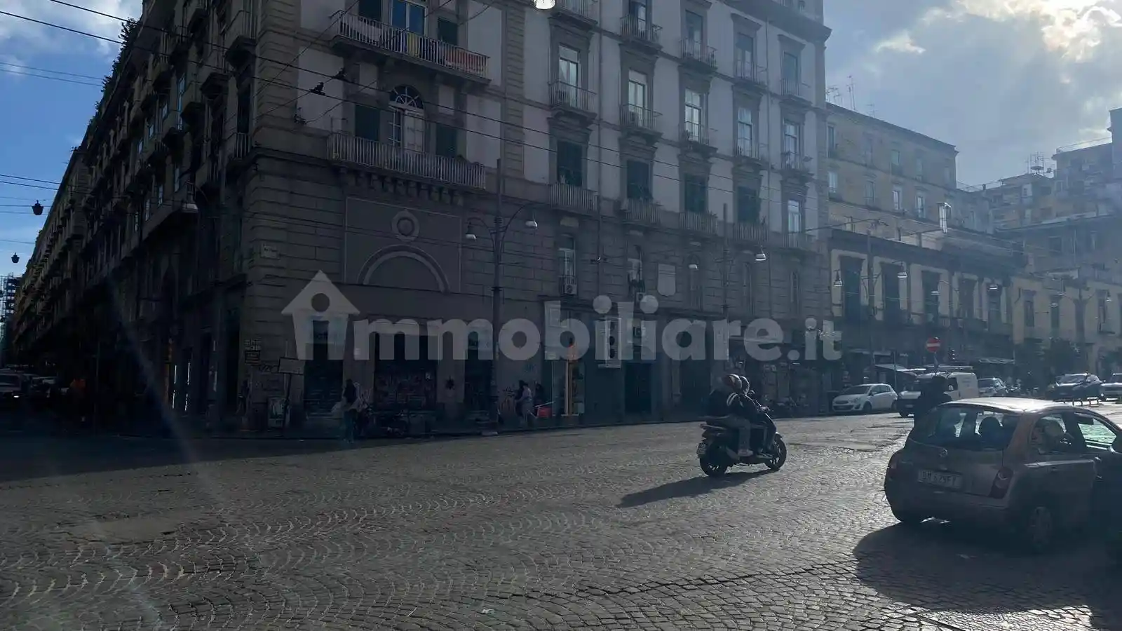 Appartamento in vendita a Napoli