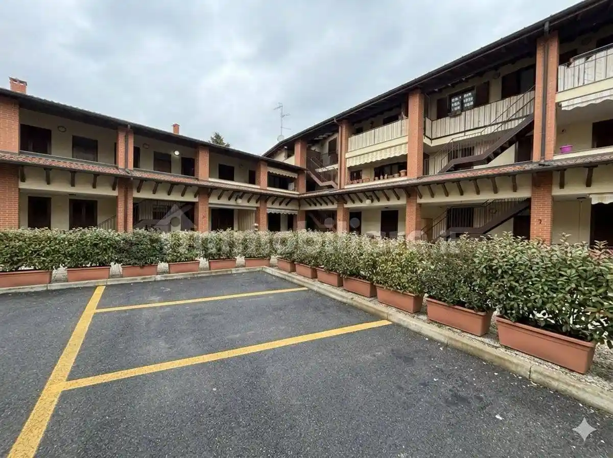 Appartamento in affitto a Solbiate con Cagno