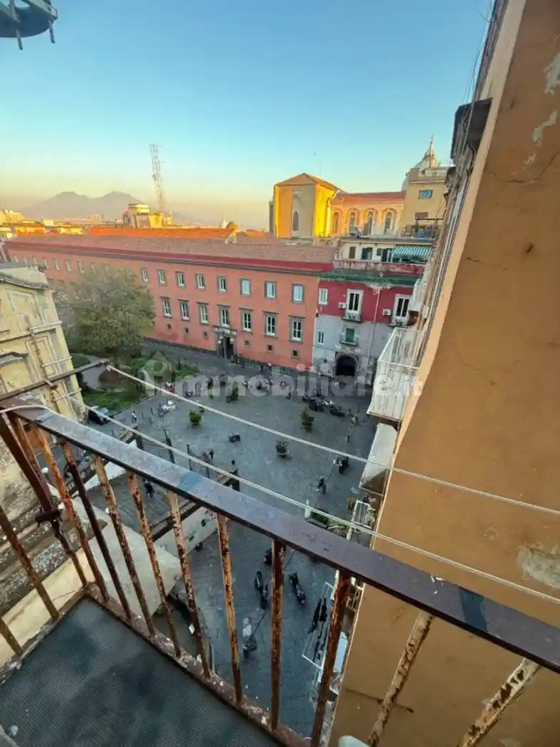 Appartamento in affitto a Napoli