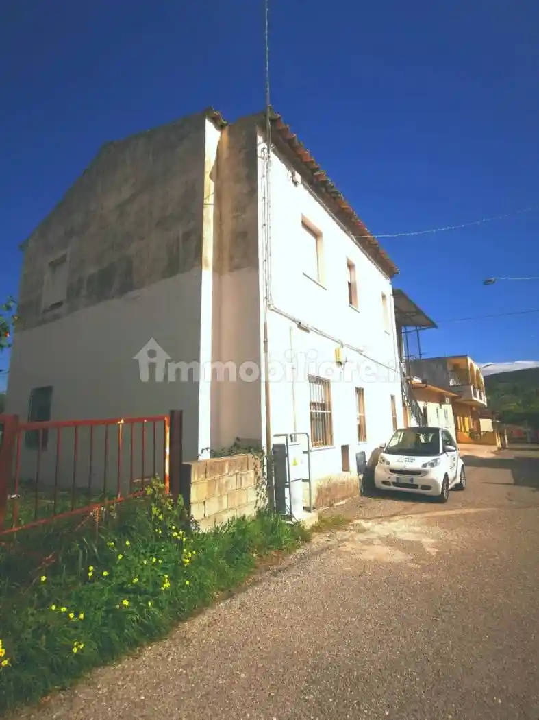 Casa indipendente in vendita a Catanzaro