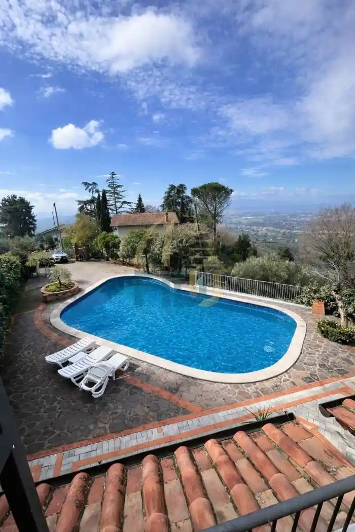 Casa indipendente in vendita a Lamporecchio