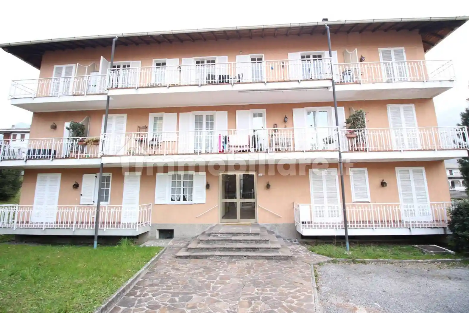 Appartamento in vendita a Ballabio