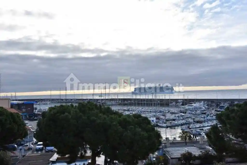Appartamento in affitto a Sanremo