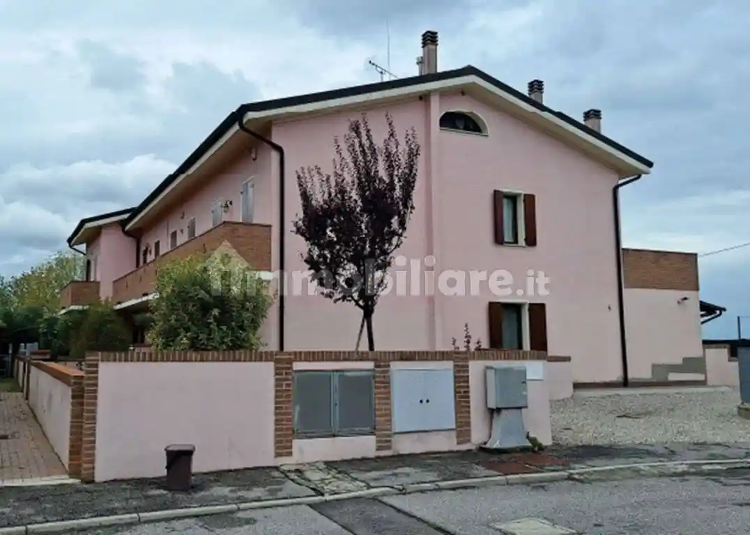 Villetta a schiera in vendita a Borgo Virgilio