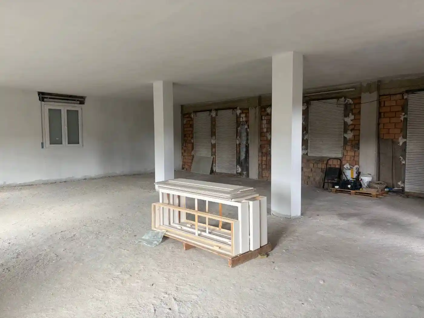 Palazzo - Edificio in vendita a Gabicce Mare