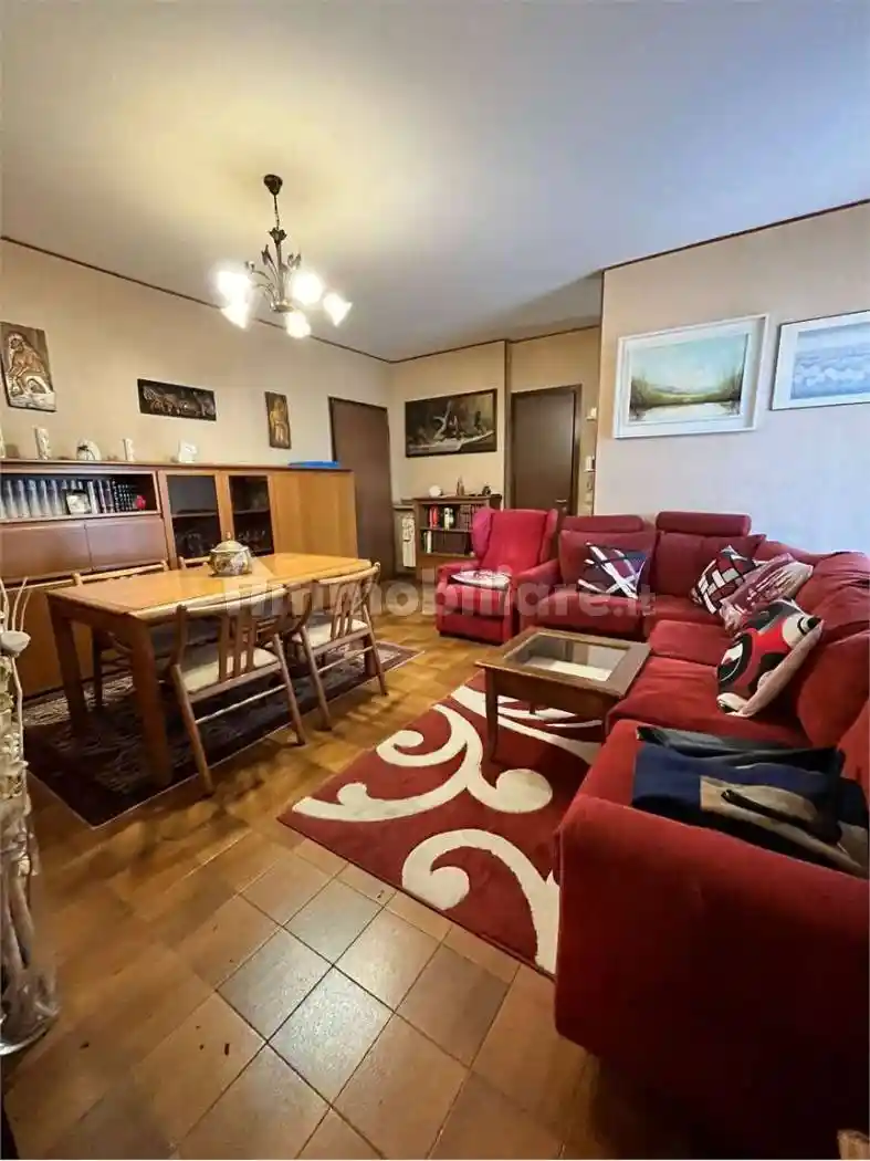 Appartamento in vendita a Novara