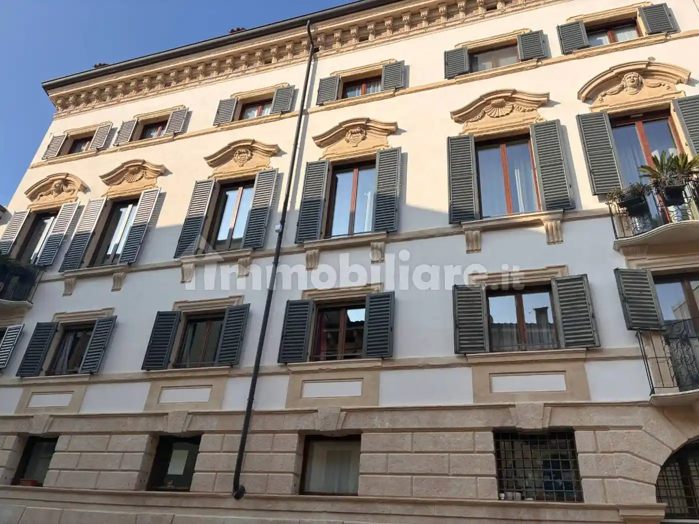 Appartamento in affitto a Verona