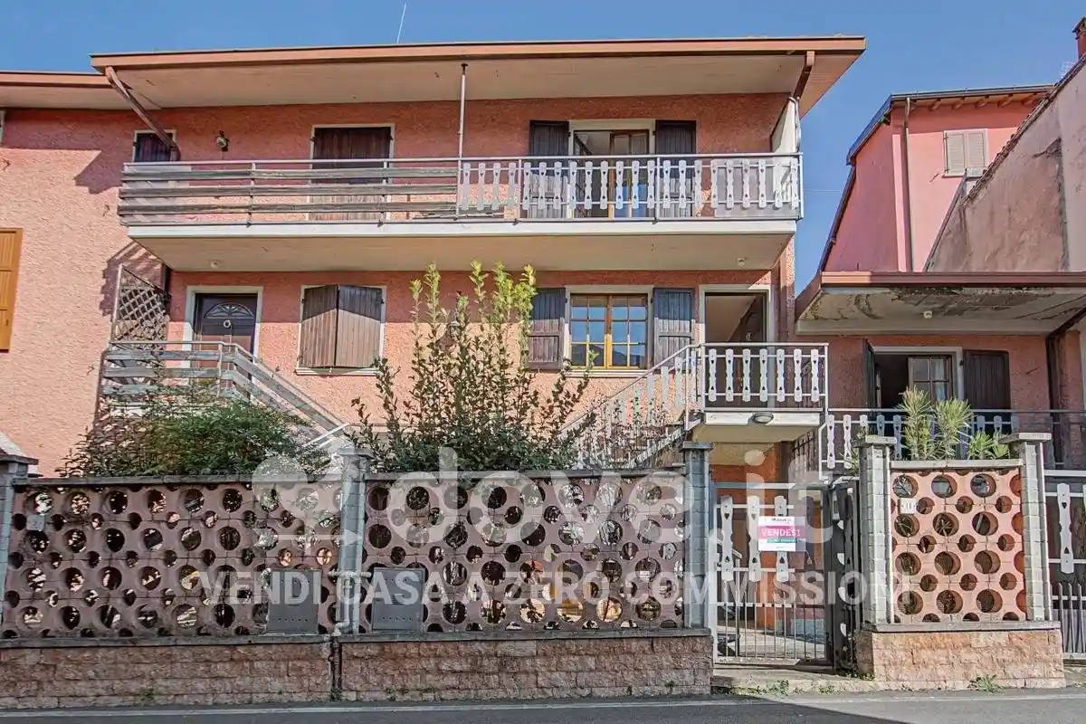 Casa indipendente in vendita a Sovere