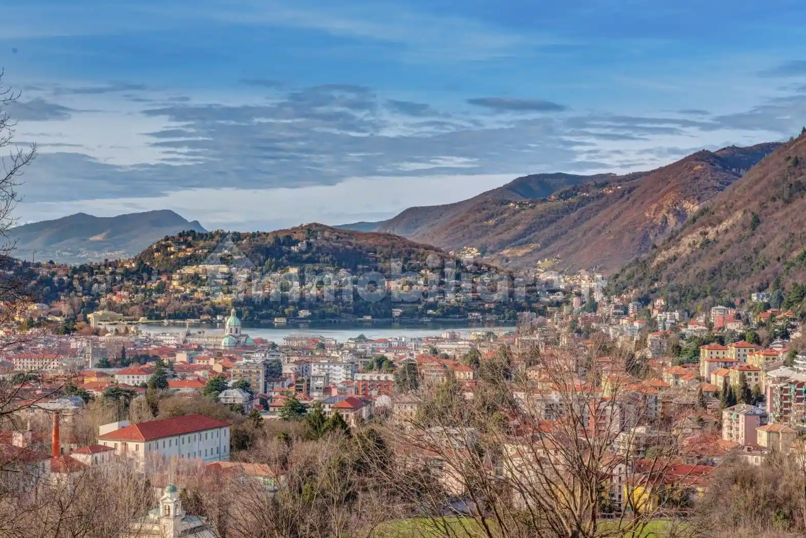 Villa in vendita a Como